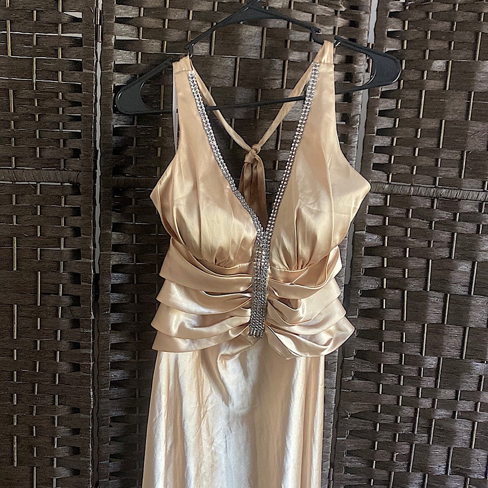 Long Elegant Gold size M, Narianna Dress